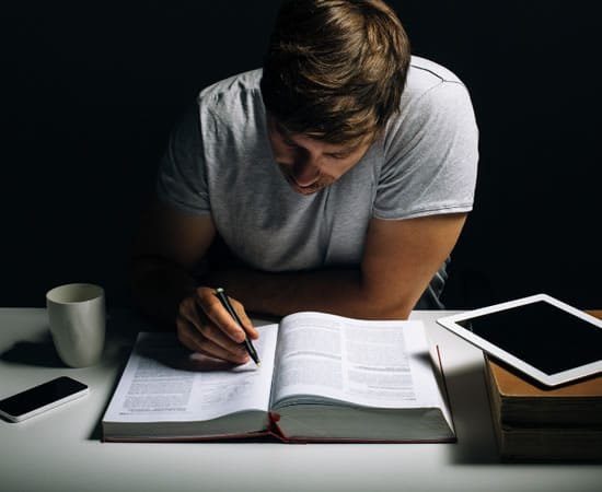 lavoratori studenti istituto bassi diploma online ok